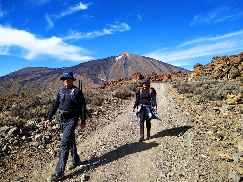 Ruta de senderismo en el Teide con vistas 360: Guajara