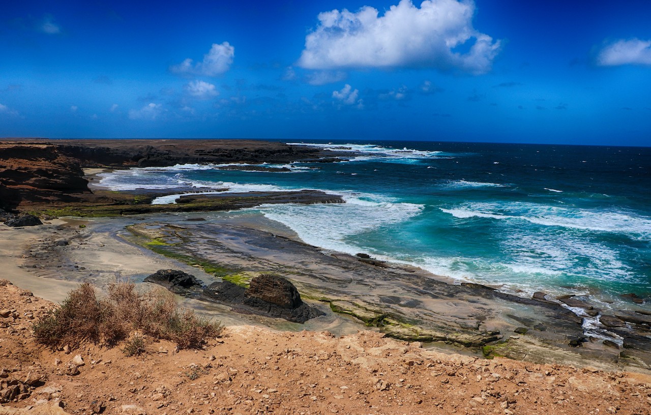 Playa de Ojos in het zuiden van Fuerteventura, een rustige, pittoreske plek