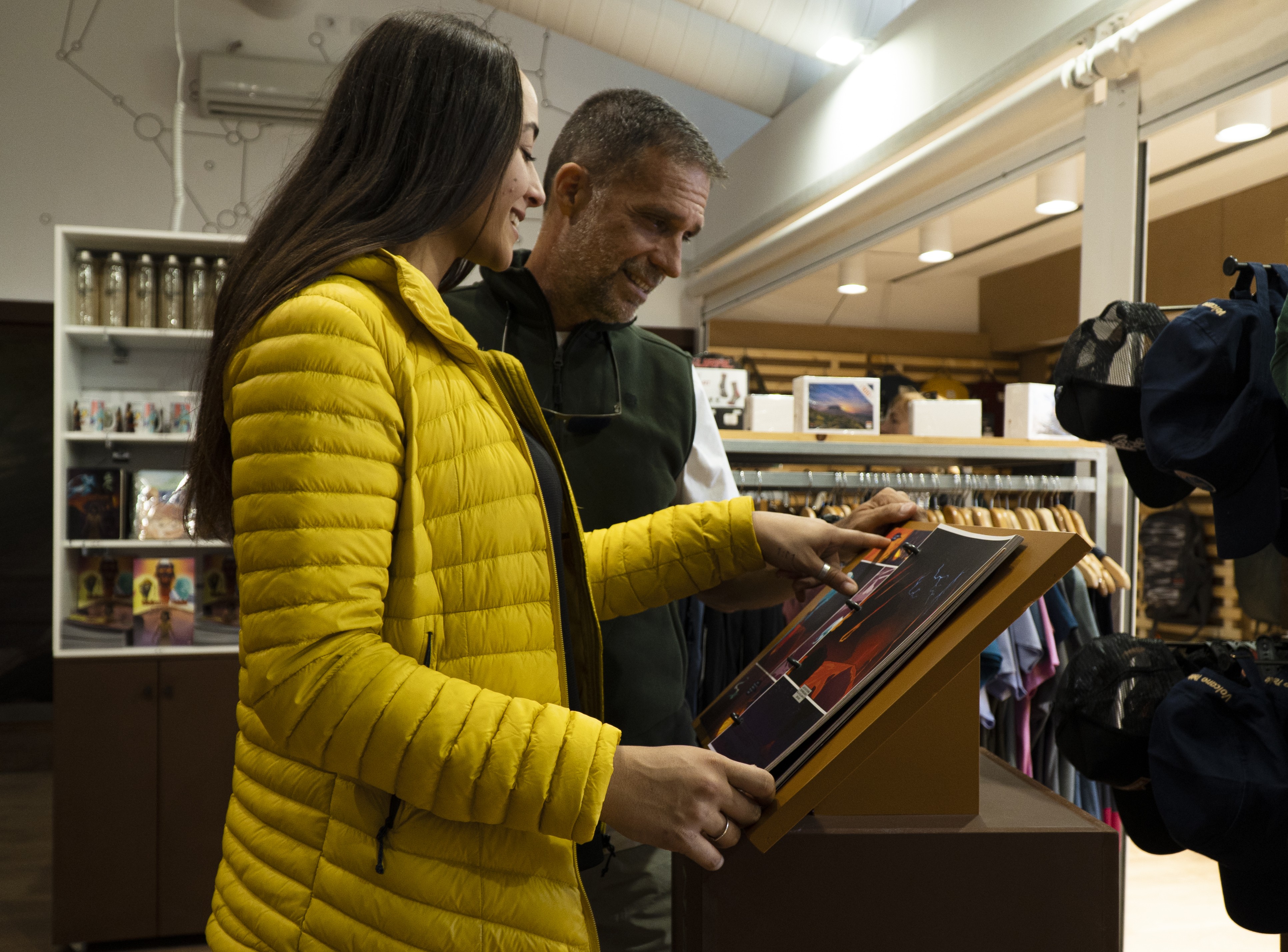 Teide Legend-winkel met souvenirs van de Legende van Guayota