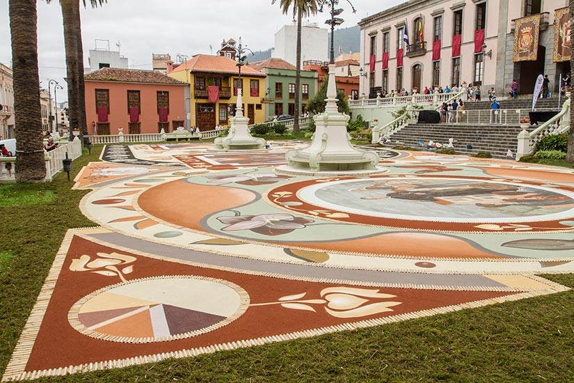 Details van de Tapijten van La Orotava op Tenerife privé