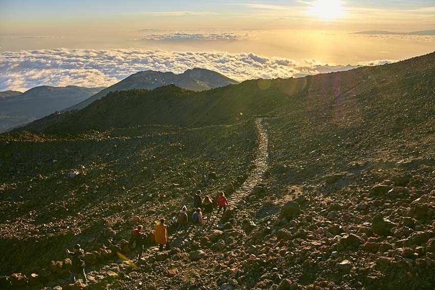 Ruta durante la excursión guiada al Teide de noche con la que disfrutar del atardecer y las estrellas