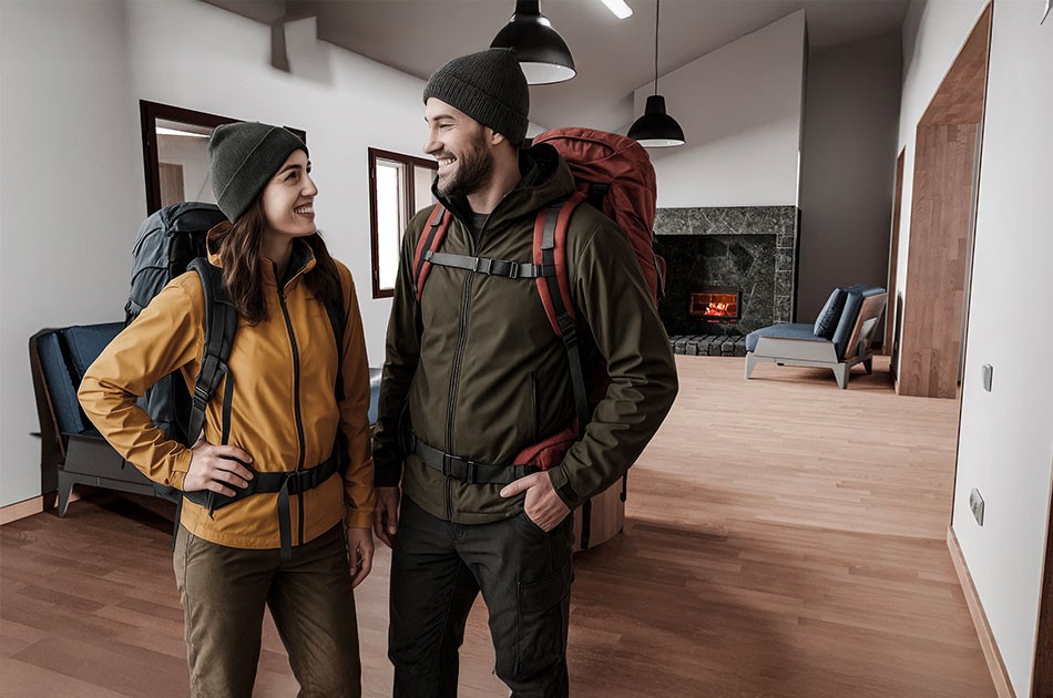 Hikers arriving at the Altavista Mountain Refuge on Mount Teide