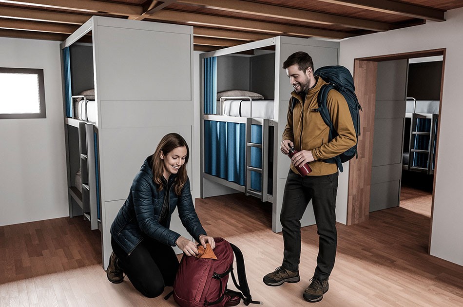 Room with bunk beds in the Altavista Refuge on Mount Teide